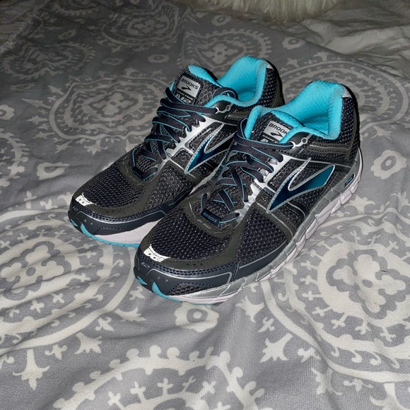 brooks addiction a12